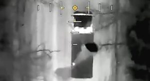复仇女神第 412 团执行完美无瑕的攻击，将敌方车辆变成燃烧的残骸（视频）