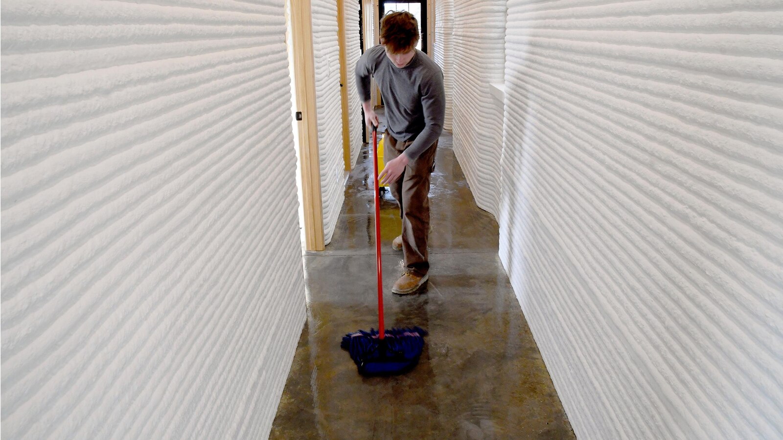 住房危机刺激了建造房屋的替代方案，从 3D 打印到大麻制成的墙壁
