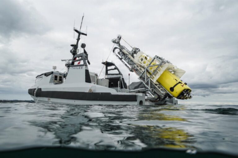 英国海军接收泰雷兹新型自主水雷搜寻系统，以促进消除海雷威胁