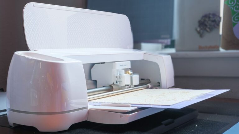 Cricut Maker 4 评论：将您的手工艺提升到您跳跃的任何高度