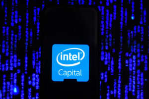 在拥有 34 年历史的公司独立出击之前，看看 Intel Capital