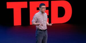 教授的 TED 演讲警告人工智能的隐性水成本