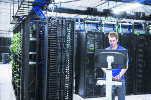 GlobalData 报告称，由于 AI 需求，2024 年将发生“变革性”