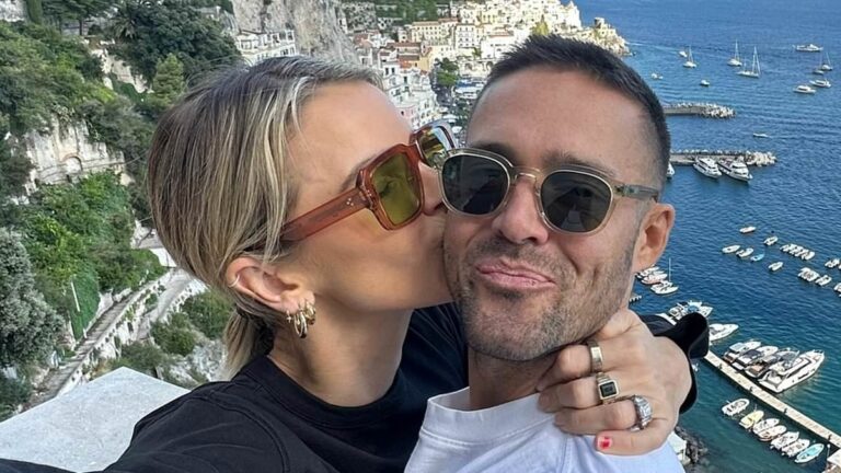 Vogue Williams 承认，她和丈夫 Spencer Matthews 在透露了他们在家的工作量极不相等之后，努力无法一起度过没有孩子的时间