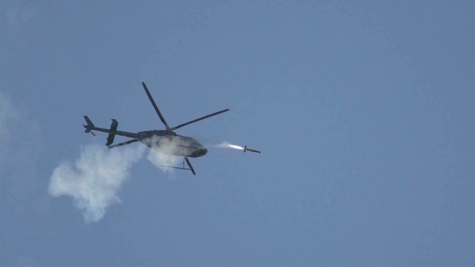 Raytheon 首次直升机发射新型 Coyote LE SR 无人机系统