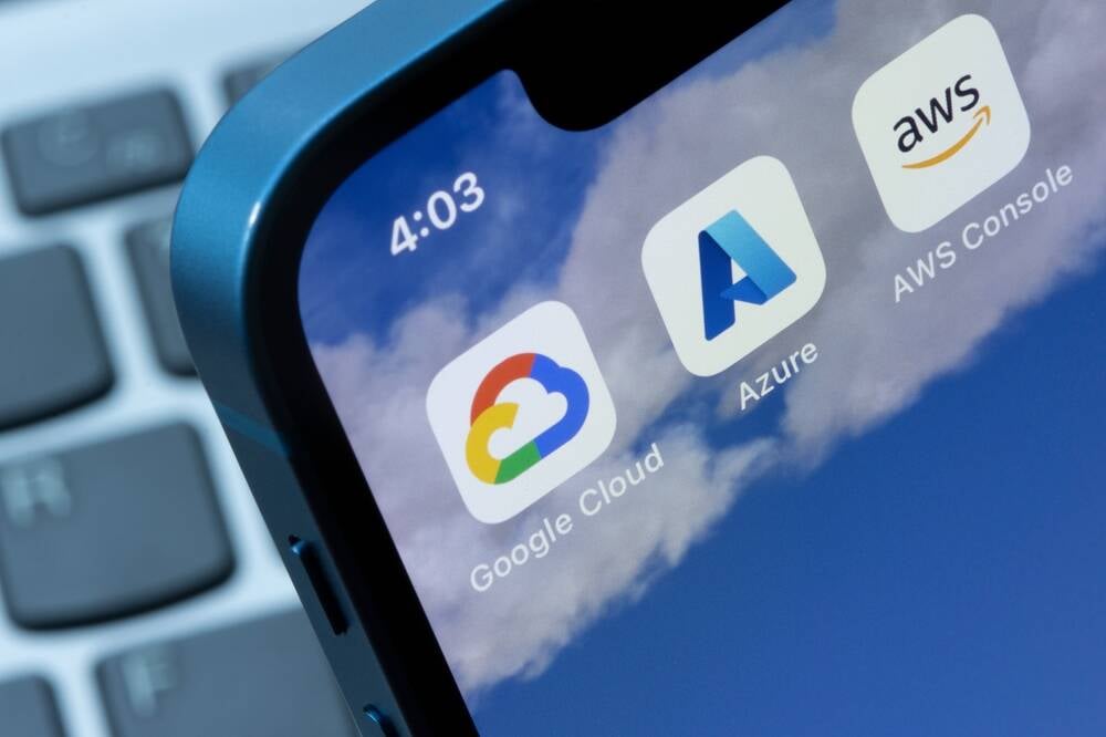 Microsoft：那么，如果在 AWS、阿里巴巴和 Google 中运行 Windows Server 的成本是 4 倍呢？