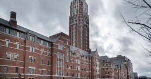 山姆·奥特曼 （Sam Altman） 和玛莎·布莱克本 （Marsha Blackburn） 将主持 Vandy 国家安全峰会