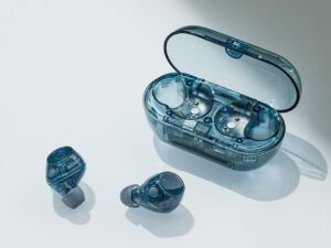 索尼 WF-C710N 降噪 TWS 耳塞采用透明玻璃蓝色设计