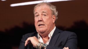 杰里米·克拉克森 （Jeremy Clarkson） 透露，在他的农场被劫匪瞄准后，他被迫报警，这些劫匪使用无人机侦察了该地区 - 但 Star 坚称他拥有完美的威慑力