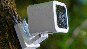 更新您的 Wi-Fi 摄像头，否则恶意软件可能会感染您的网络