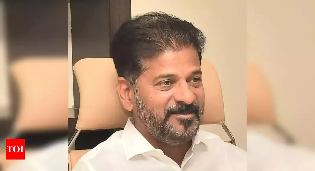 HC 垃圾案指控 Revanth 在“Ktr 农场”上空飞行无人机