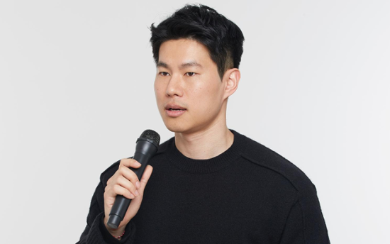 INTERVIEWUS 韩国初创公司构建 AI 以帮助对冲基金实现超额收益最大化