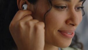 AirPods 终于窃取了谷歌和三星的最佳功能之一