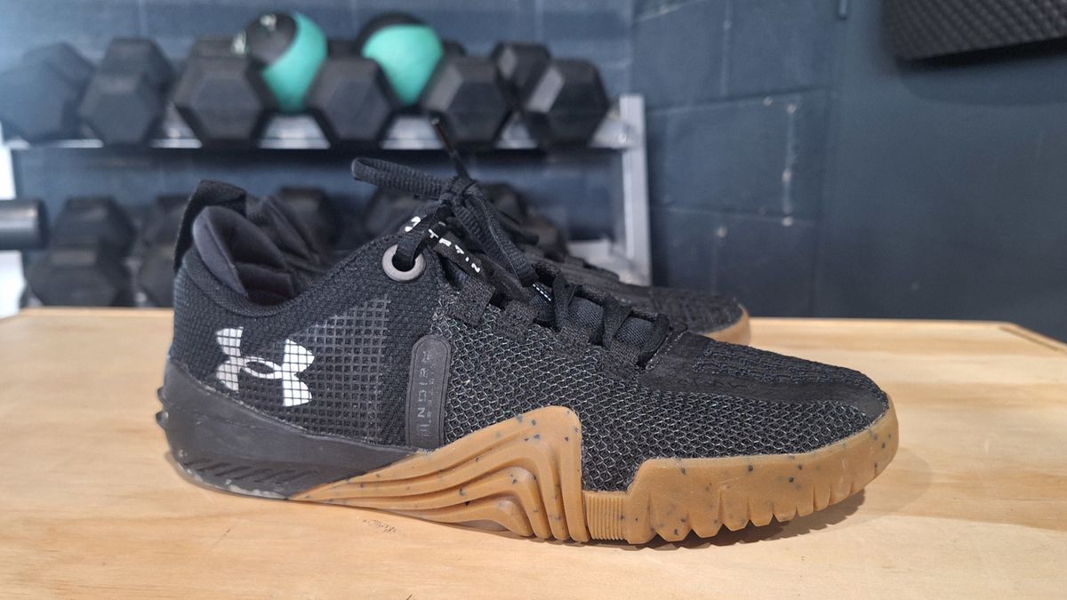 我不认为 Under Armour 可以改进其顶级健身鞋——我错了