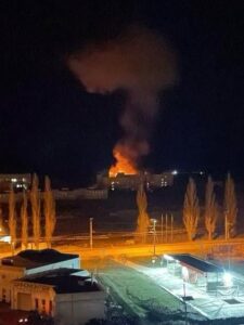 普京同意停止能源网攻击数小时后，苏梅州 2 家医院被无人机袭击