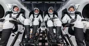 美国宇航局计划今晚发射 SpaceX Crew-10，以帮助 Starliner 宇航员回家