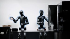 Figure 的人形机器人会用语音命令帮你做家务