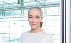 欧洲广播老板Delphine Ernotte Cunci谈AI、流媒体和独立媒体之战