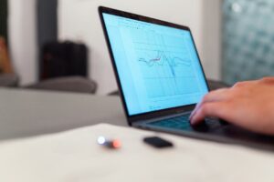 Agentic AI 如何通过自适应功能彻底改变 SaaS MVP
