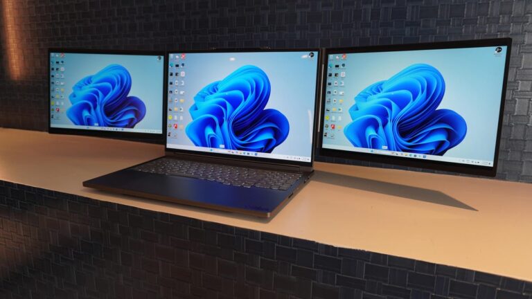 我在 MWC 上尝试了带有模块化显示器的联想 ThinkBook——它就像变魔术一样工作