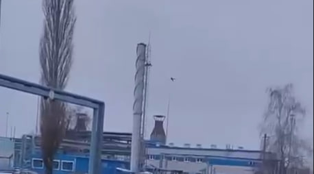 Sbu 无人机袭击俄罗斯 S-300/S-400 导弹库和毒气设施