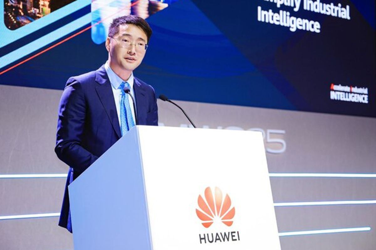 华为全面升级星河智能网络四大解决方案，打造 Al-Powered 高品质网络
