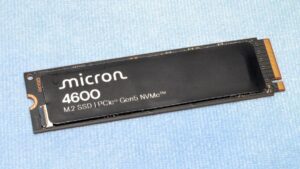 美光 4600 2TB SSD 评测：SSD 的新基准