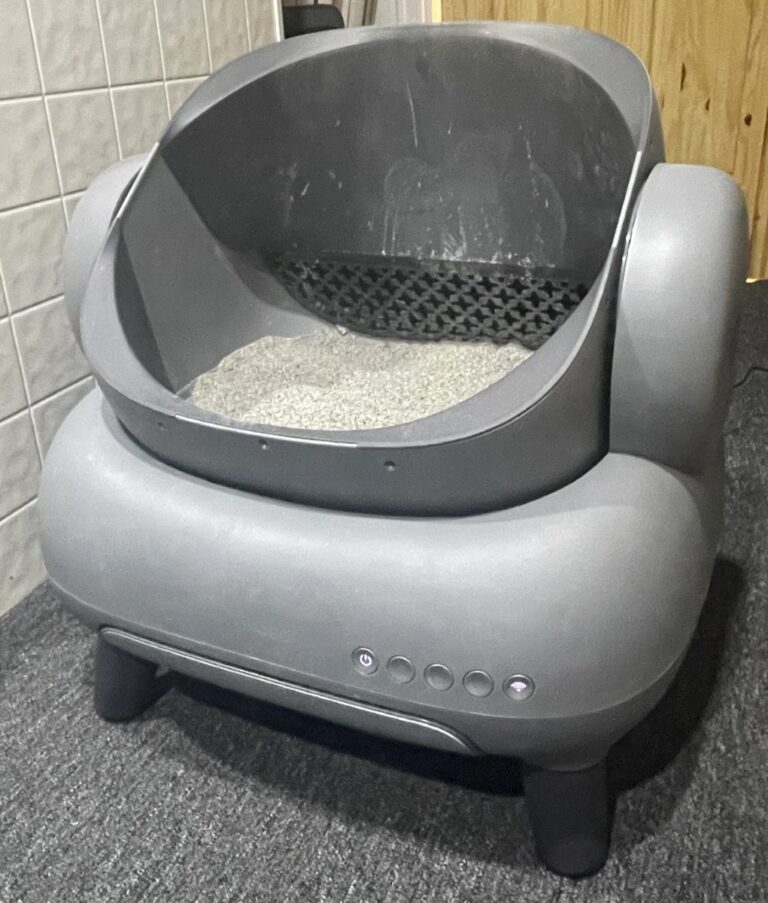 Neakasa M1 自动猫砂盆评测 – 能够保持你的猫咪垃圾干净