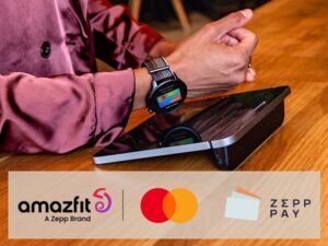 Amazfit 上的 Curve 银行应用程序
