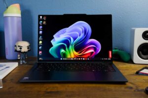联想 ThinkPad X9 14 Aura 版评测：告别 TrackPoint