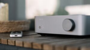 WiiM 小巧实惠的 Vibelink Amp 立体声放大器正式上市，价格已确认