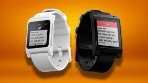 我对我的 Apple Watch 感到厌烦，但 Pebble 的复兴让我重新思考可穿戴设备