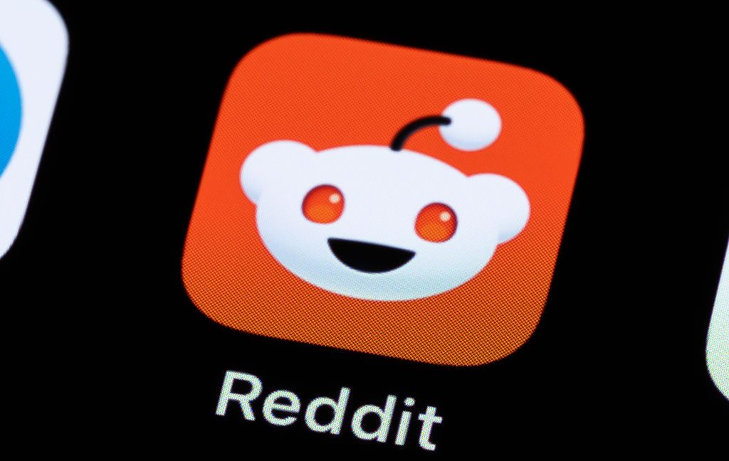 新的 Reddit 控件可让您阻止最讨厌的广告商一年