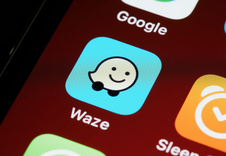Waze 正式停止在 iPhone 上支持 Google Assistant