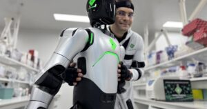 你的下一位主管可能是一个机器人。这款 AI 控制的研究机器人会成为科学的未来吗？