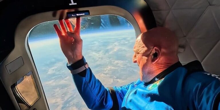 我刚刚乘坐 Jeff Bezos 的 Blue Origin 第二次太空航行回来。这 10 分钟的旅程改变了我对生活的看法。