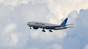 美国联合航空公司飞机上的高速 Starlink 互联网部署开始 - 而且是免费的