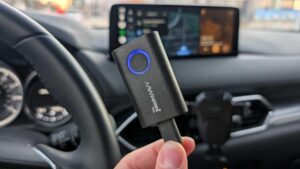 我测试过的最好的 Android Auto 适配器之一终于重新上市 - 而且可能不会持续很长时间