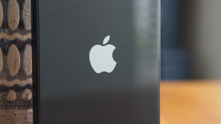 第一款可折叠 iPhone 可能是 Apple 有史以来最昂贵的