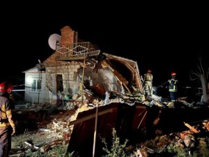 俄罗斯对第聂伯罗彼得罗夫斯克地区的攻击：12 岁女孩死亡，多人受伤