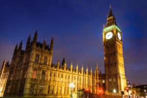 英国AI版权规则可能会适得其反，导致模型有偏见和创作者回报率低