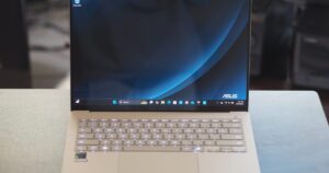 华硕 Zenbook A14 评测：非常轻巧且非常耐用