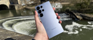 我已经拥有三星 Galaxy S25 Ultra 几周了，它是我用过的最好的 AI 照相手机