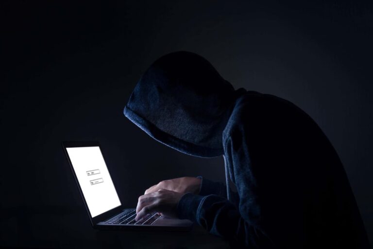 4Chan 宕机了吗？用户声称黑客泄露了电子邮件和密码