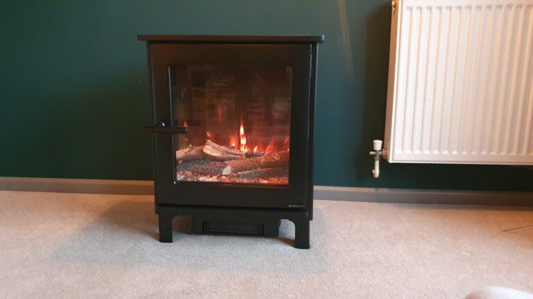 Ezee Glow Crescent 电独立式炉 1.9kW 评测