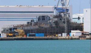 西班牙公司 Navantia 在摩洛哥新型 Avante 1800 近海巡逻艇上稳步前进，尽管早些时候的外交紧张局势