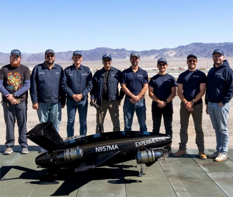 Mayman Aerospace RAZOR VTOL 实现完全自主首飞的历史性里程碑