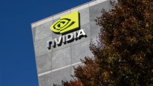 英伟达承诺投资高达 5000 亿美元在美国建设 AI 基础设施