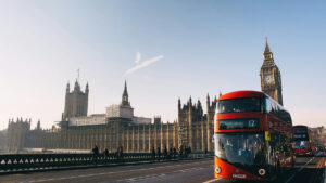 英国如何指导生成式 AI 的使用