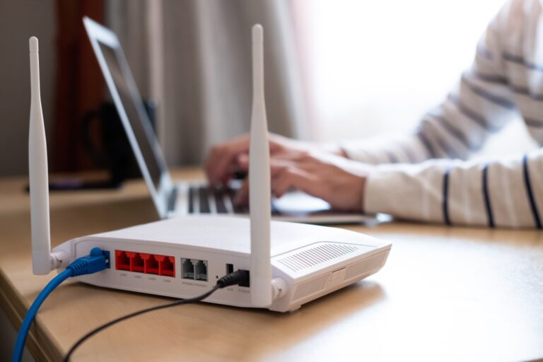 我们如何测试 Wi-Fi 路由器和网状系统